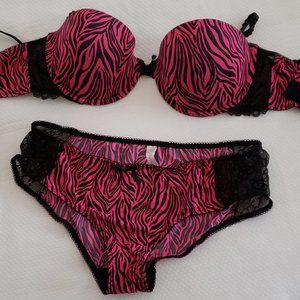 Matching bra and panty set